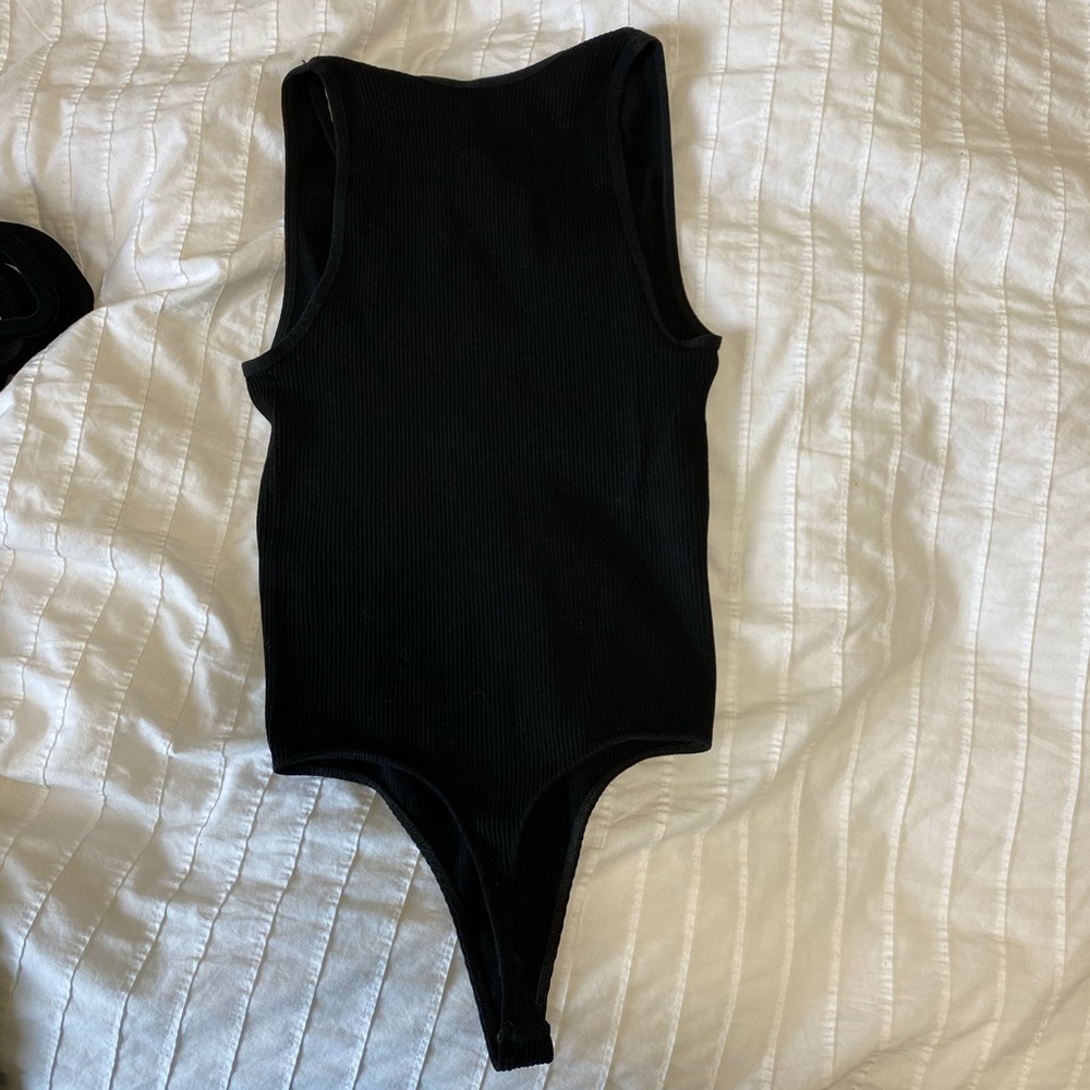 Black Out From Under Seamless Plunging Bodysuit